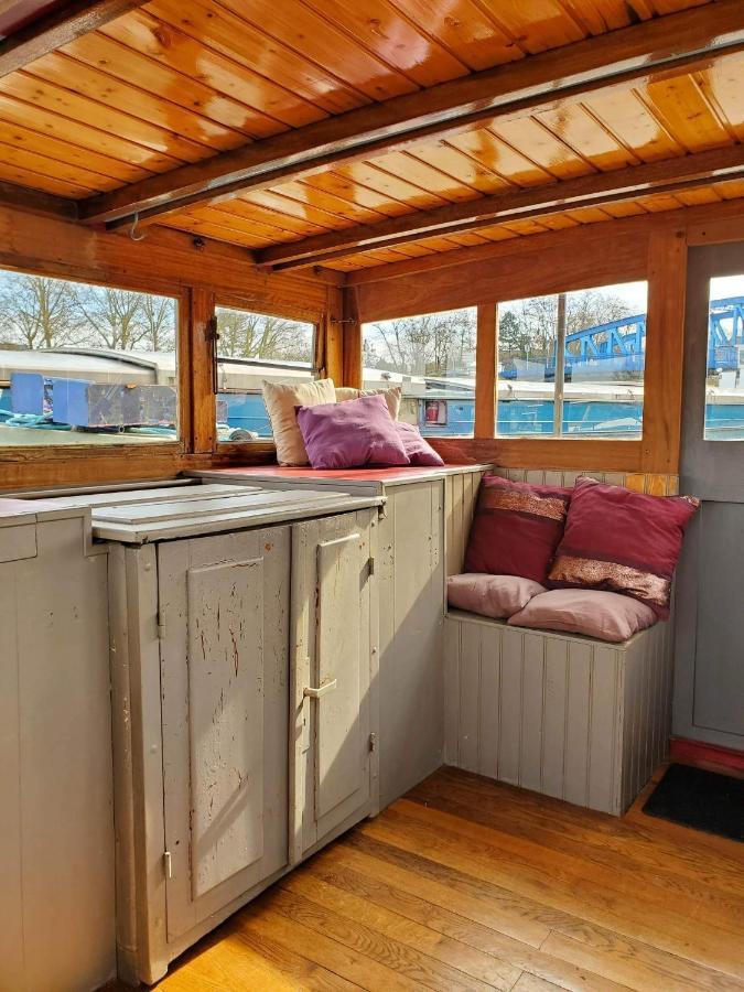 Peniche "Louise Michel" Sejournez Dans L'Appartement Du Capitaine, Offrez Vous Une Experience Inoubliable Au Fil De L'Eau Дуэ Экстерьер фото